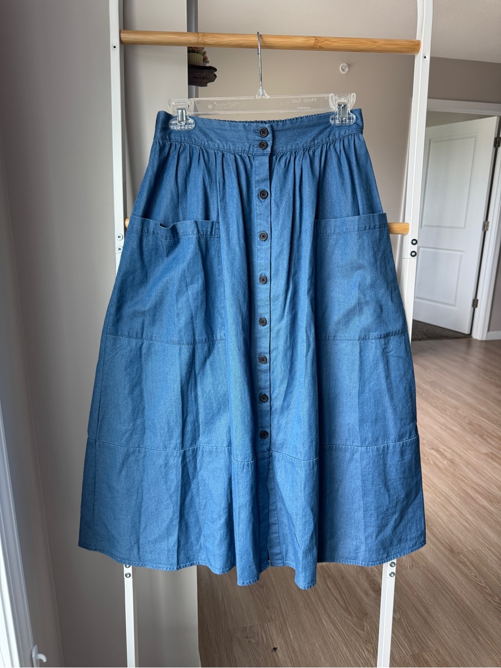 Who What Wear Blue Button-Front Denim Midi Skirt - Picture 3 of 6